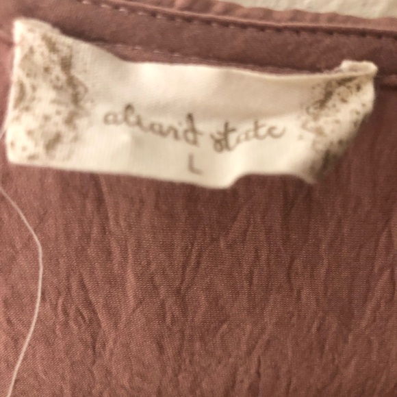 Altered State long sleeve ruffled v-neck blouse - Picture 5 of 5